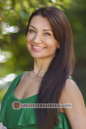 204485 - Elena Age: 42 - Ukraine