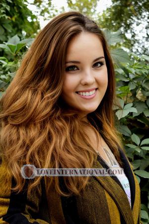 206824 - Evgeniya Age: 21 - Ukraine