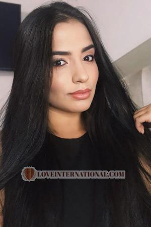 219558 - Paola Age: 32 - Colombia